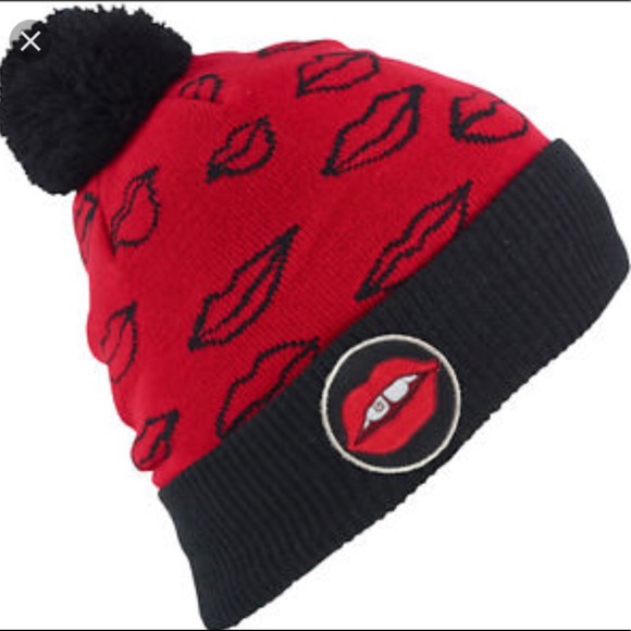 Burton Accessories - NWT Burton OS Hot Lips 💋 Black Red Pom-Pom Beanie